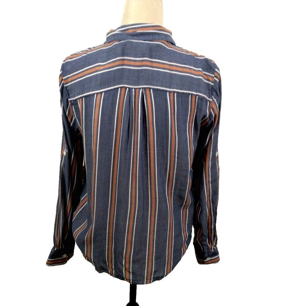 Ivanka Trump Top Button Front Large - Picture 2 of 7